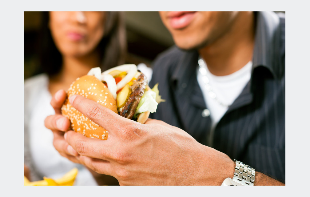 La prise de statine entraîne une alimentation de plus en plus grasse