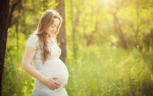 Quelles huiles essentielles utiliser pendant une grossesse ?