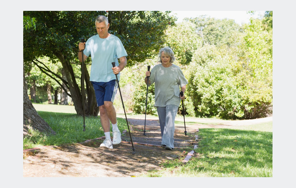 La marche rapide, un exercice santé pour les seniors