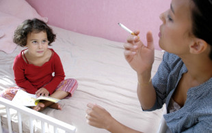 L’étude du jour : les enfants exposés à la cigarette sont moins bons à l’école