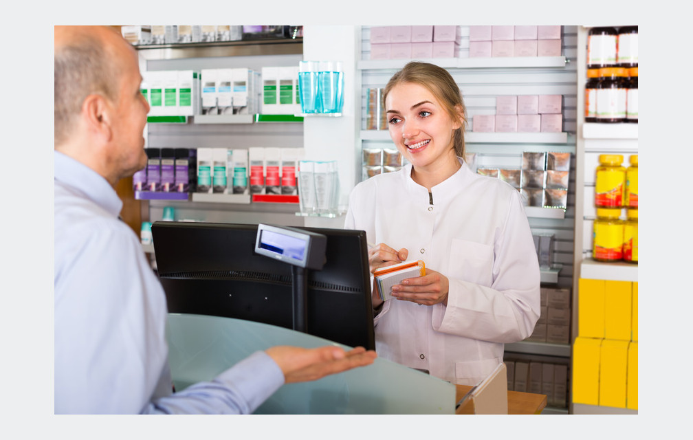 Les préparateurs ont connu la plus forte hausse de salaire des métiers de la santé !