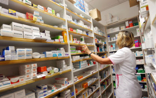 Des médicaments bientôt vendus en pharmacie sans ordonnance, grâce au dépôt d’un nouvel amendement?